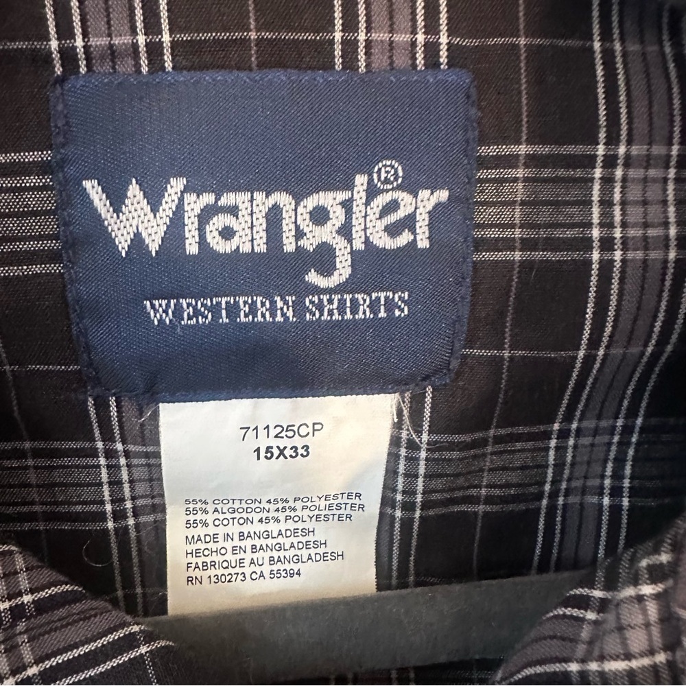 Wrangler Men's Black Plaid Button Down Shirt - Picture 3 of 7